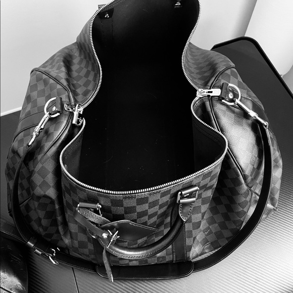 Black Louis Vuitton Duffel Bag - Picture 3 of 6